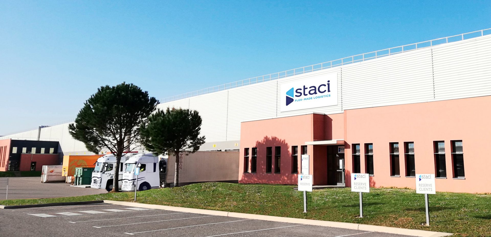 Extension of the SalondeProvence logistics platform (13)  Staci Group